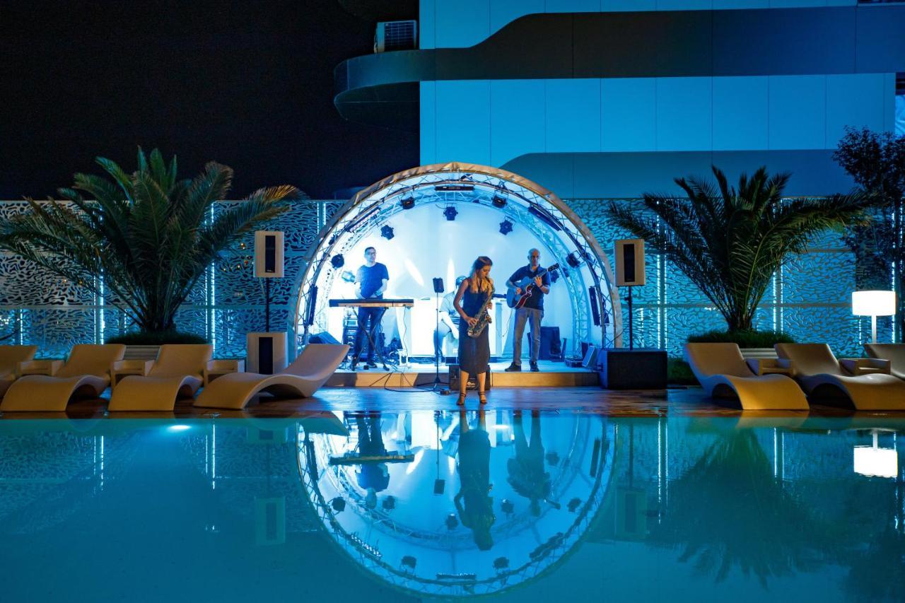 Hotel Opera مامايا المظهر الخارجي الصورة