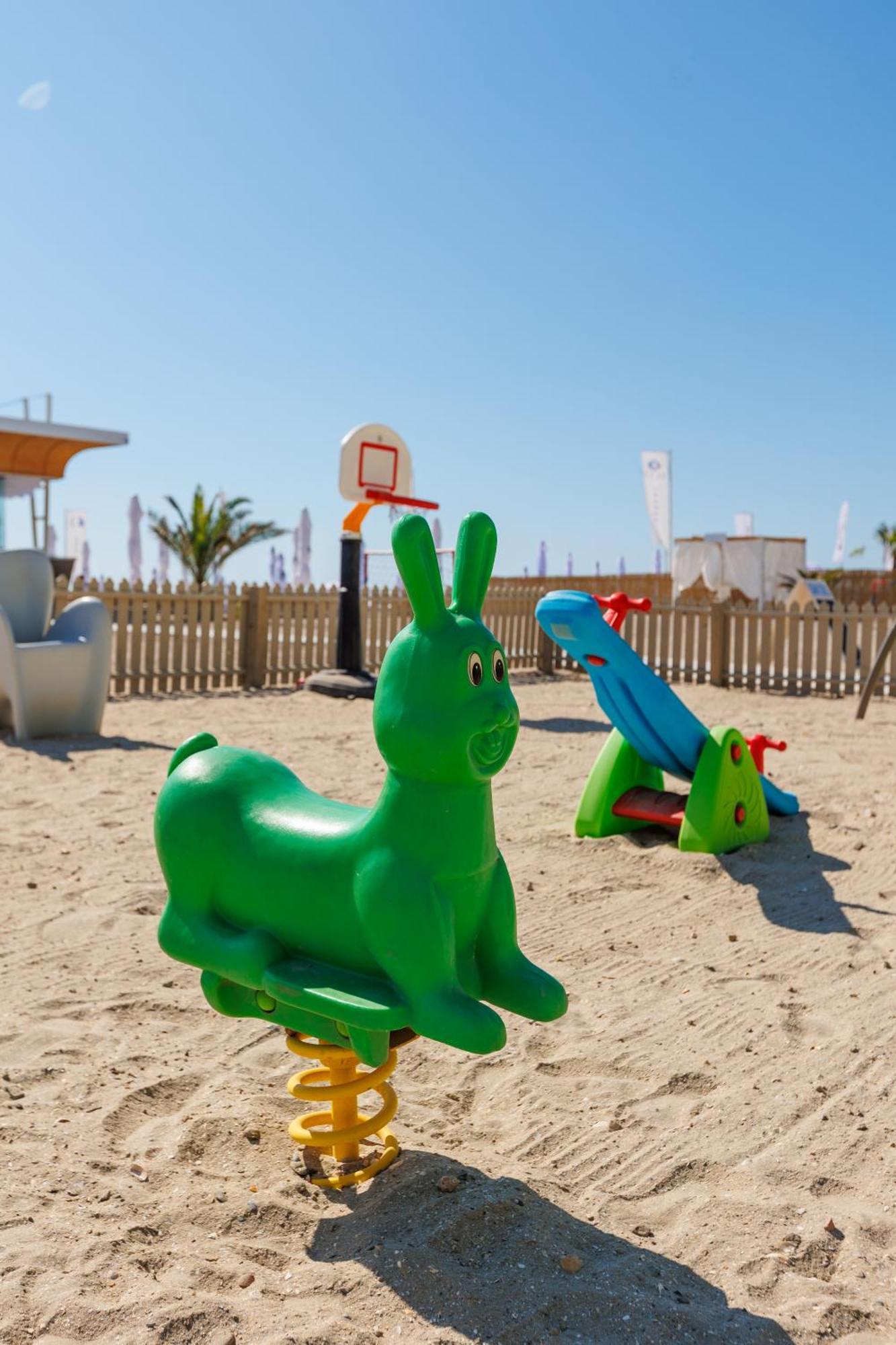 Hotel Opera مامايا المظهر الخارجي الصورة
